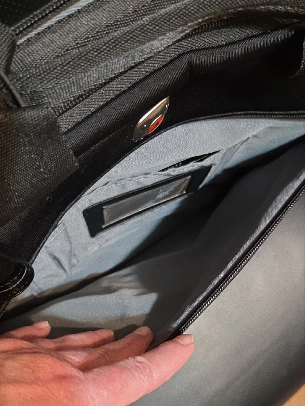 SwissGear Black Laptop Briefcase with Front Zipper Pocket